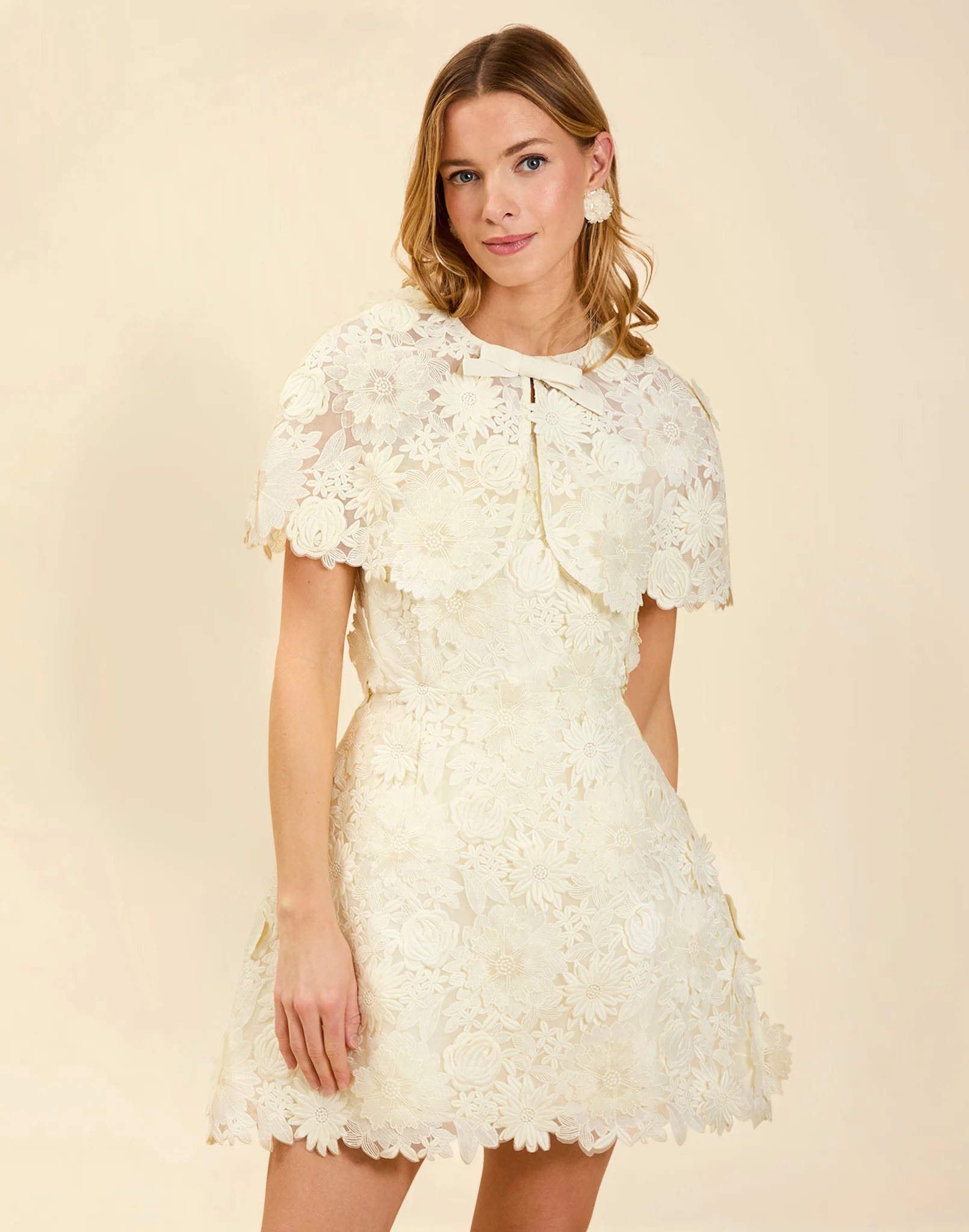 Carolina Lace Capelet - Image 3